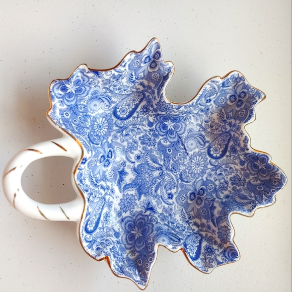 Antiqe Reflections Other - Ceramic blue paisley trinket dish